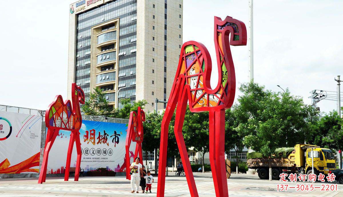 北京欣赏经典之美，拥有完美的高端骆驼雕塑