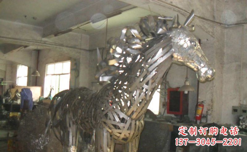 北京不锈钢抽象马动物雕塑