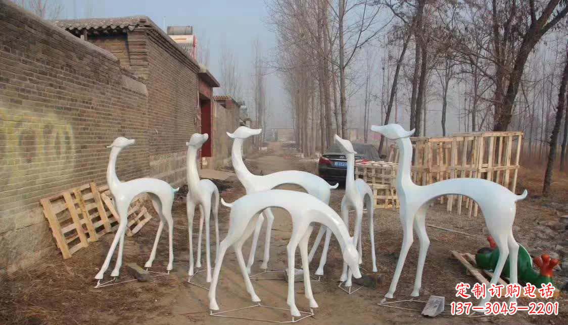 北京英锐不锈钢鹿雕塑——让您的雕塑体验更加令人惊叹