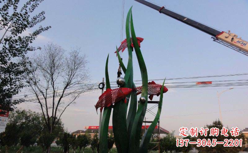 北京欧洲风格鲤鱼不锈钢雕塑