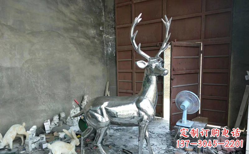 北京艺术精美的不锈钢鹿装置雕塑