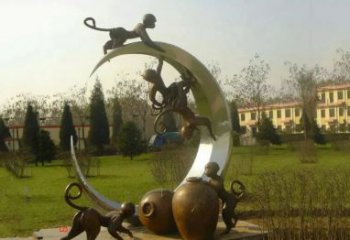 北京不锈钢猴子拉月亮雕塑