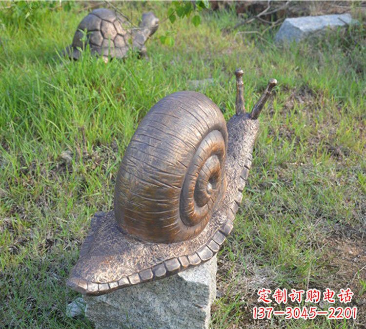 北京全新玻璃钢材质仿真铜蜗牛雕塑