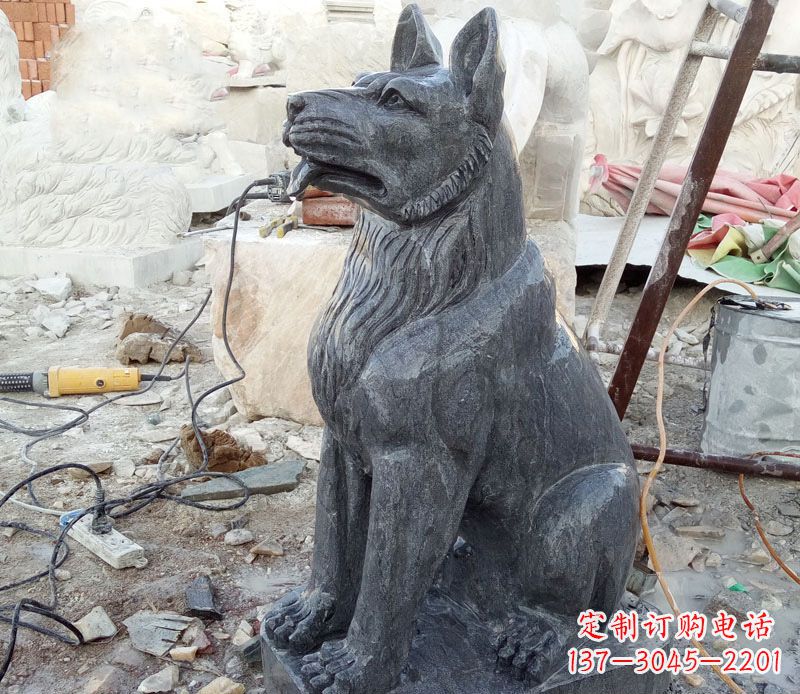 北京狗雕塑,以自然主题展现美丽艺术