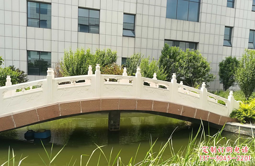 北京公园汉白玉石拱桥 (4)