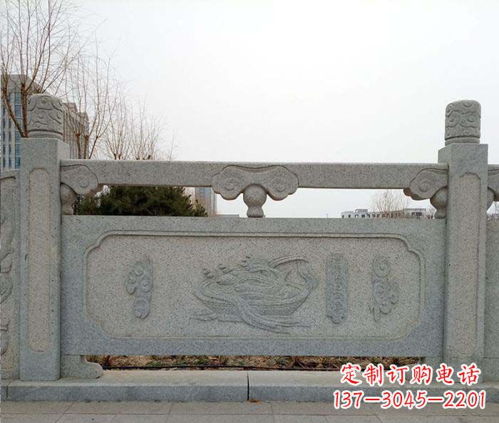 北京公园户外栏板石雕