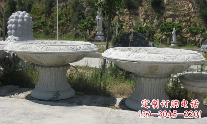 北京美轮美奂的大理石花盆雕塑