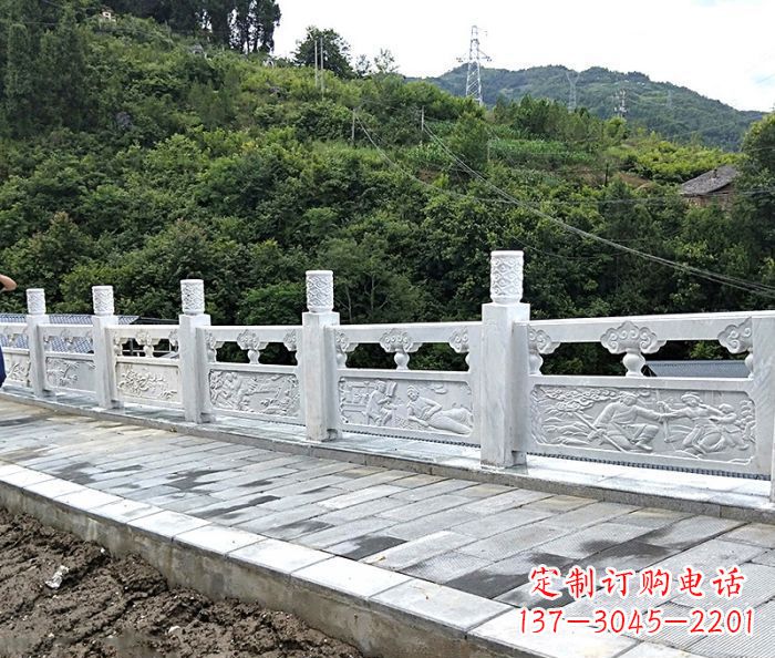 北京专为公园景观定制的大理石栏板石雕