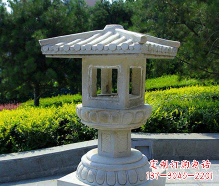 北京公园景观小型石灯雕塑