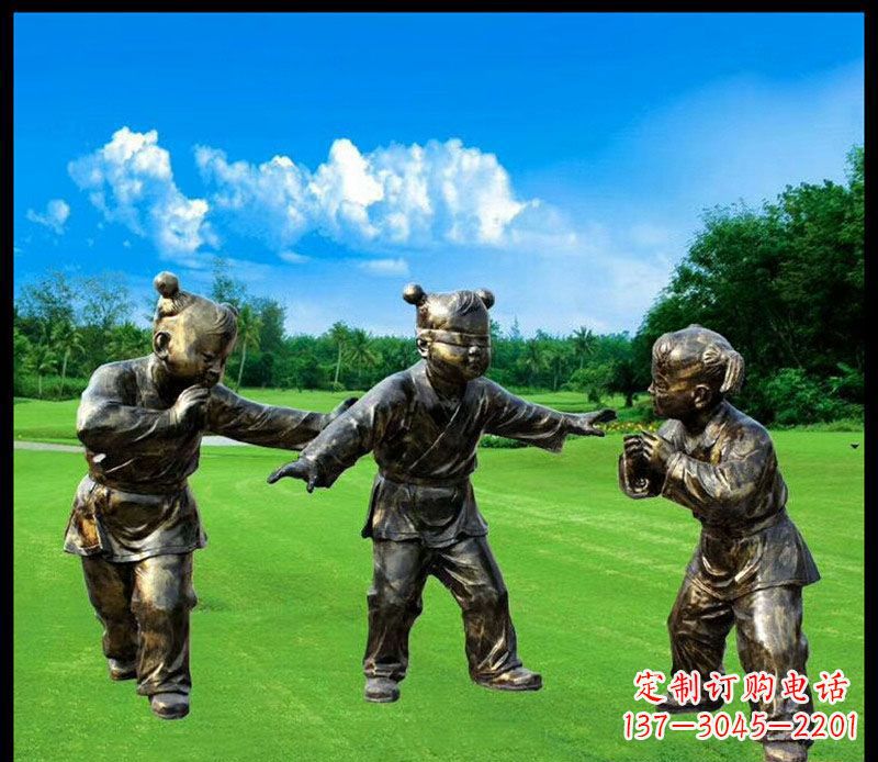 北京精致的儿童铜雕造型，增添公园乐趣