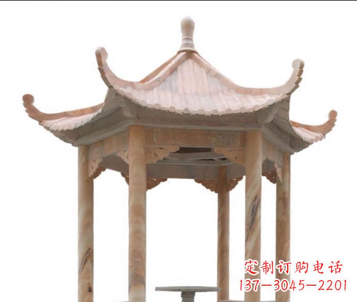 北京美丽而优雅的公园晚霞红六角石凉亭雕塑
