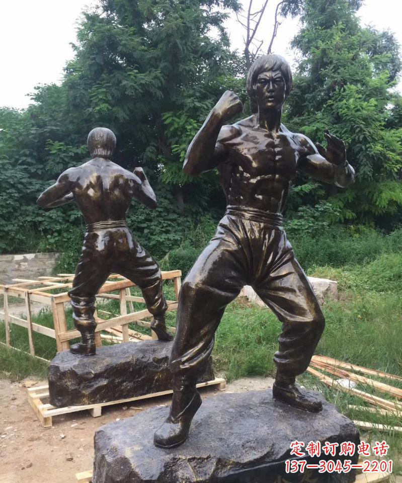北京荣耀李小龙,经典之作——“功夫之王”铜雕塑