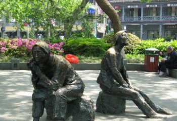北京充满深情的老人铜雕
