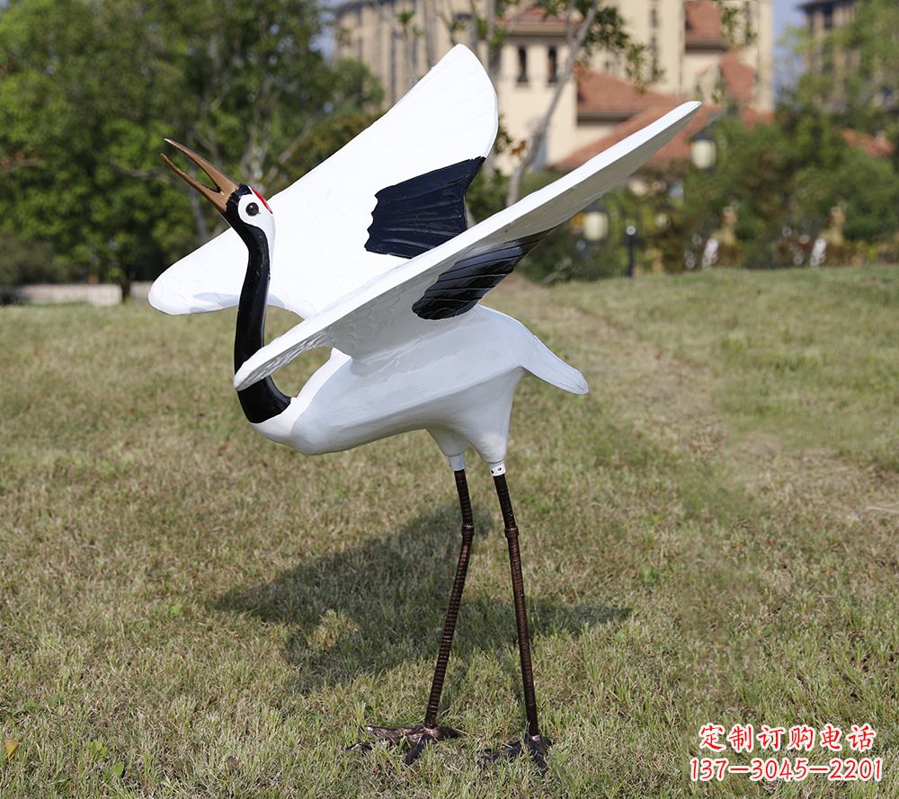 北京贵族气质,匠心精神:古人仙鹤雕塑