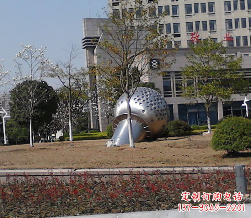 北京广场不锈钢话筒雕塑