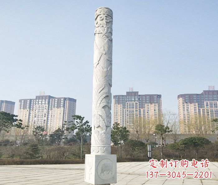 北京真实而细腻的大理石龙柱石雕