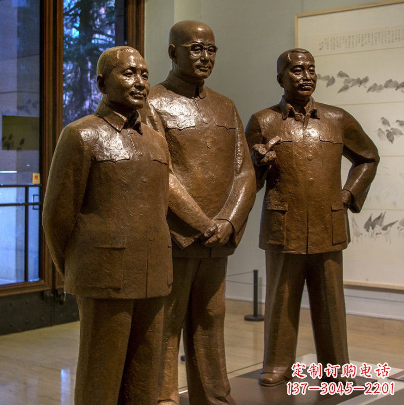 北京广场三个伟人人物铜雕