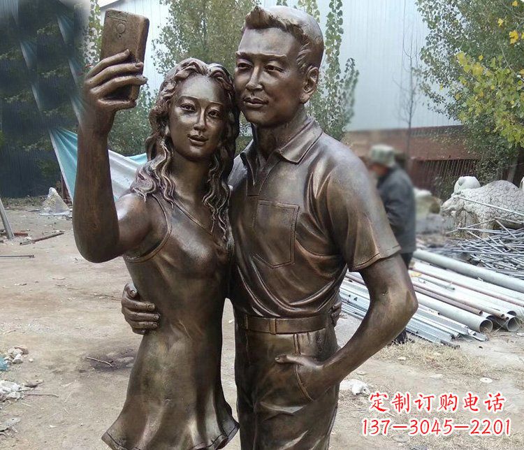北京中领雕塑:精美的情侣雕塑
