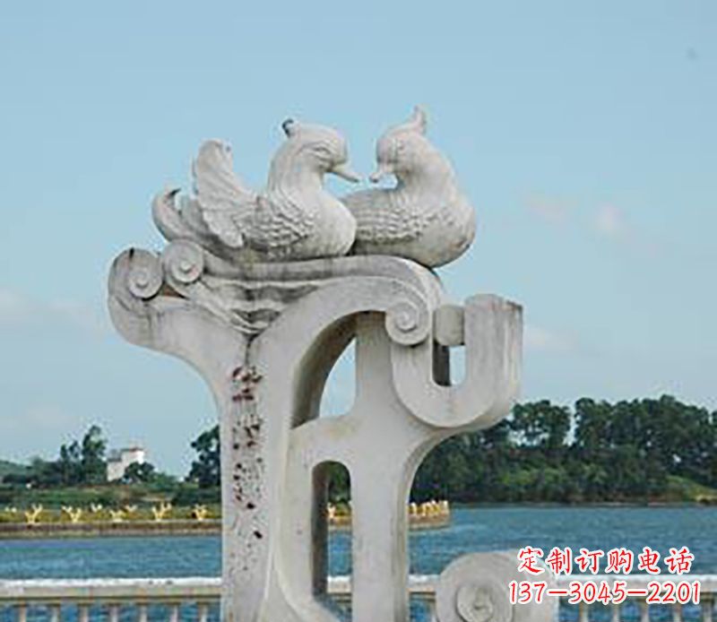 北京海边石雕鸳鸯景观是由中领雕塑提供的一种非…