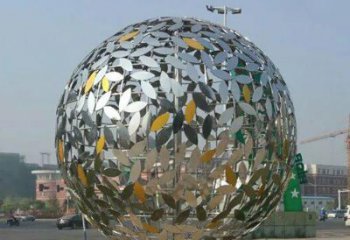 北京广场不锈钢树叶镂空球雕塑