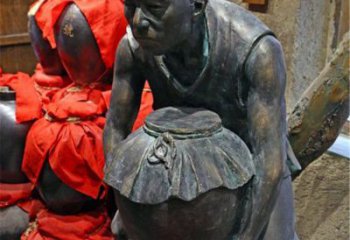 北京铜质老人抱酒图案雕塑