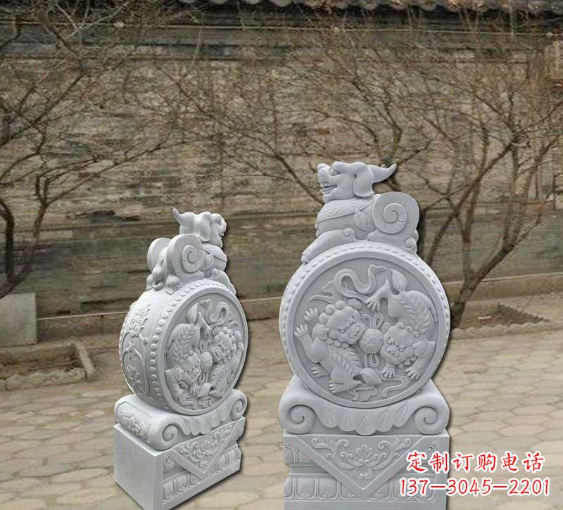 北京精美汉白玉貔貅门墩