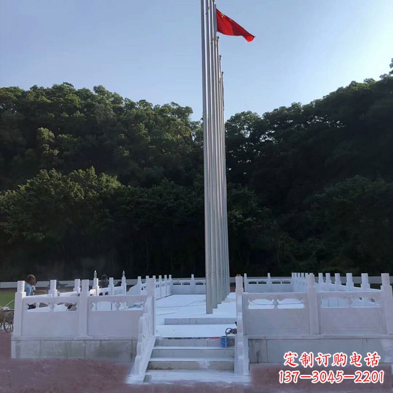 北京中领雕塑是一家专业定制汉白玉石雕国旗台的…
