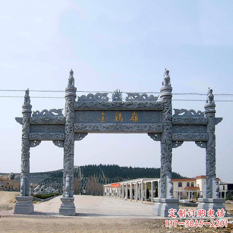 北京金鸡岭景区石雕牌坊