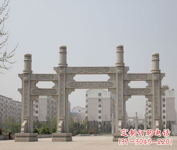 北京景区三门牌坊石雕 (12)