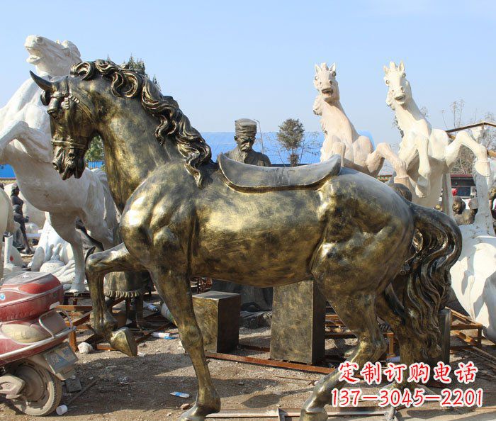 北京马动物铜雕塑——精致细腻的手工工艺