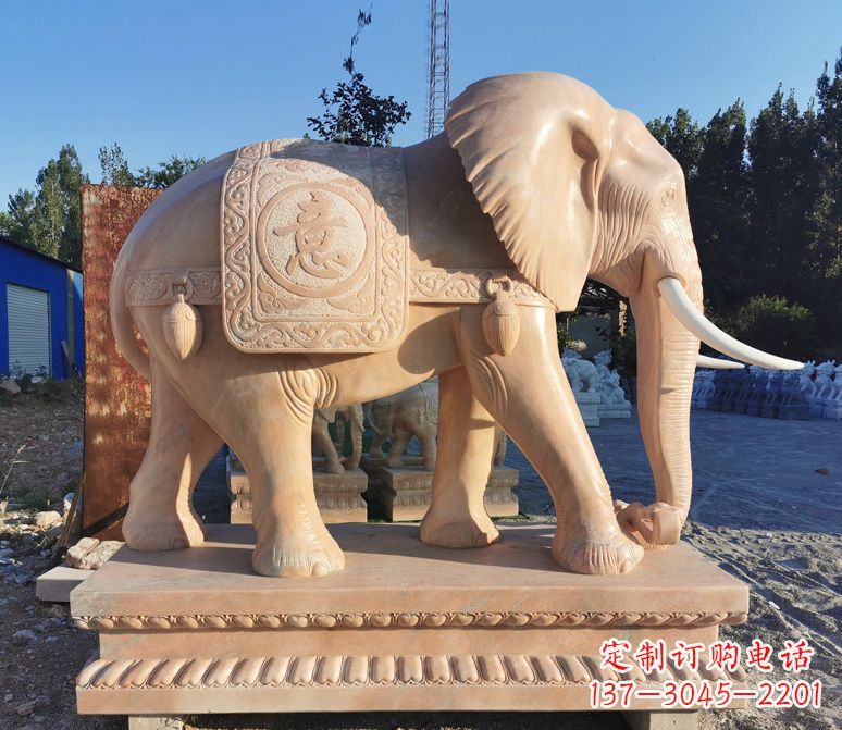 北京门口石雕大象