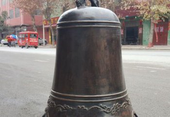 北京铜钟雕塑：精致美观的景观艺术