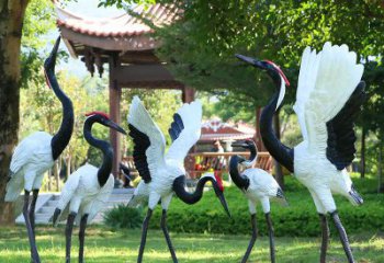 北京精美彩绘丹顶鹤雕塑