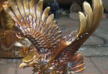 北京雕塑精灵：翱翔于天际的老鹰雕塑