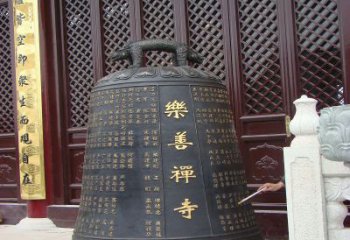 北京精致优雅的乐善禅寺铜钟