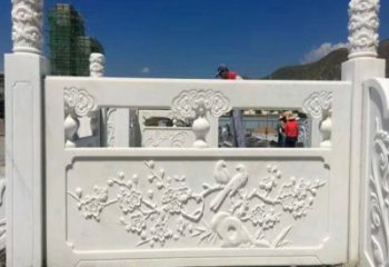 北京梅花石雕塑栏板——为您的室内外空间带来精美的艺术气息