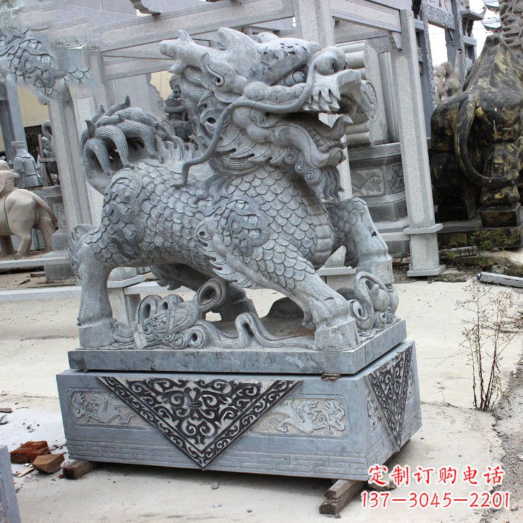 北京色彩缤纷的青石仿古石雕麒麟
