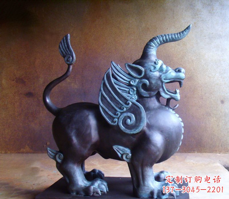 北京传承中国神兽文化的独角兽铜雕塑