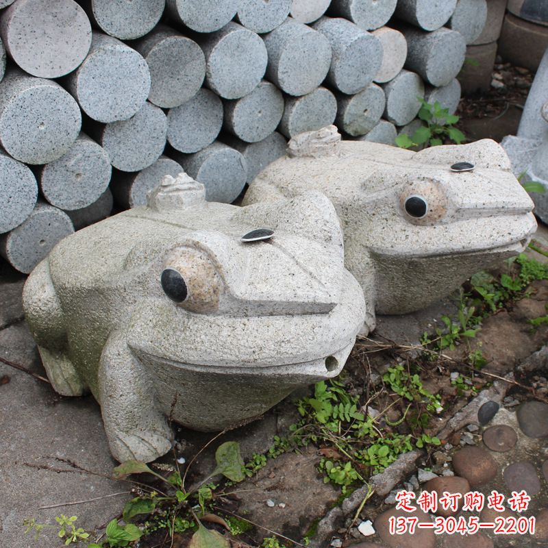 北京石雕青蛙喷水雕塑
