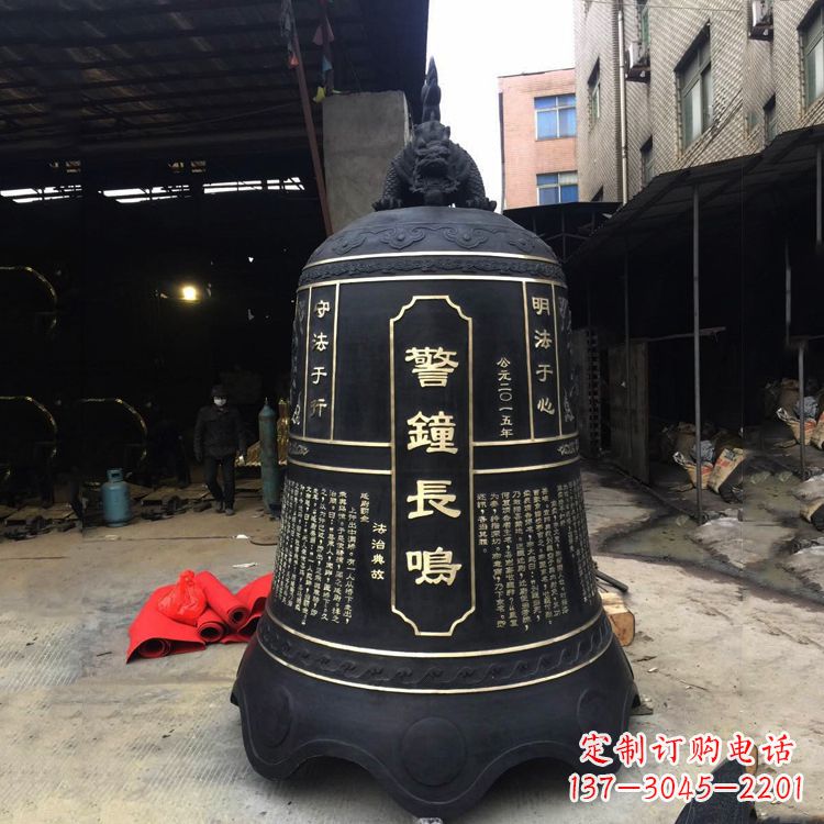 北京寺庙铜钟雕塑