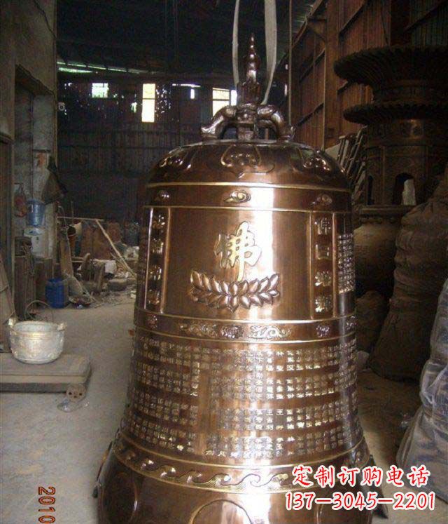 北京寺庙铸铜钟铜雕