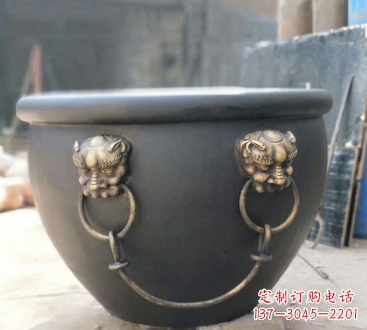 北京铜雕故宫水缸