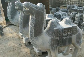 北京青石骆驼雕，把动物活灵活现