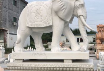 北京精美汉白玉雕塑：观音大象