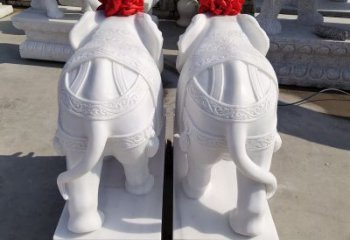 北京精美大象雕塑天然水晶石材塑造