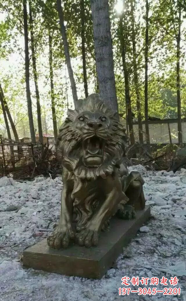 北京卧着的西洋狮子铜雕 (2)