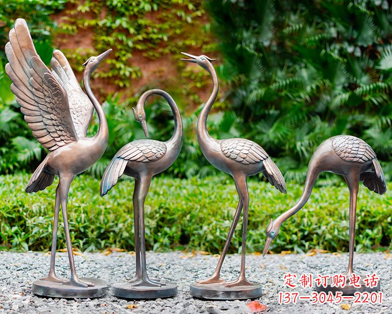 北京仙鹤雕像
