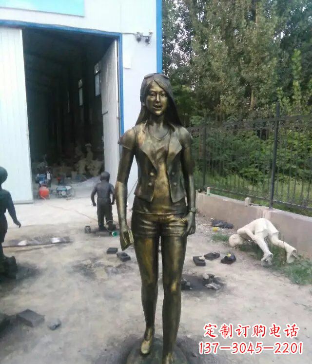 北京现代美女广场人物铜雕