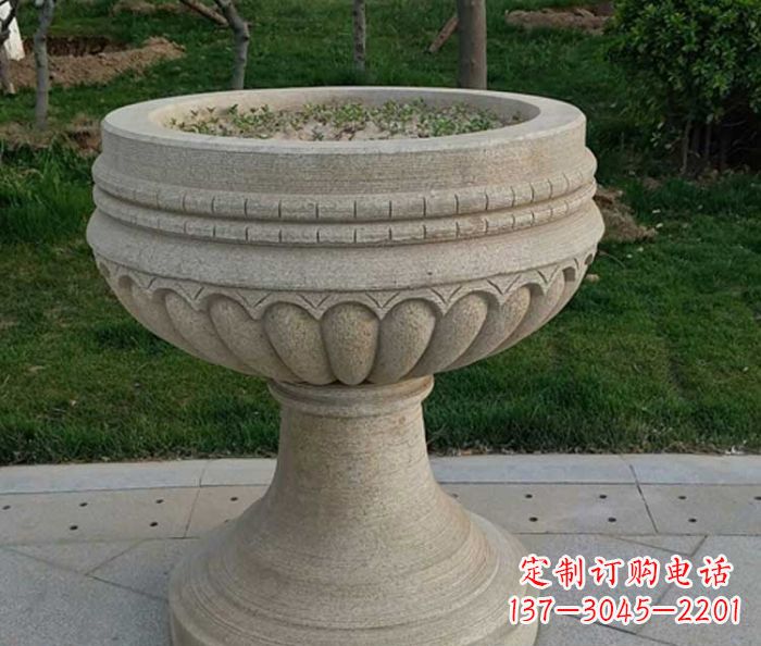 北京小区大理石花盆摆件石雕