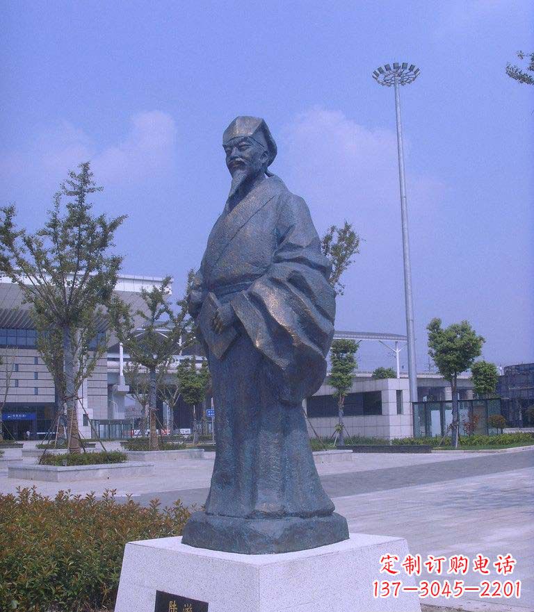 北京校园陆游名人铜雕
